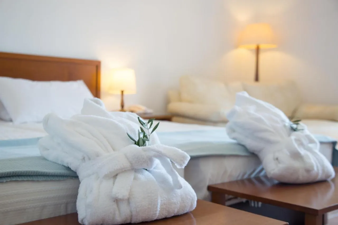 Xenia Ouranoupolis Hotel 4*,
